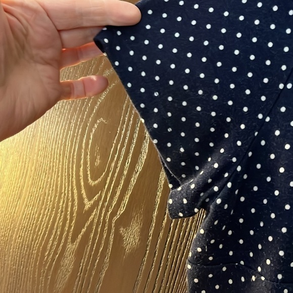 Isaac Mizrahi short sleeved navy blue with white polka dot top. Size Small - Picture 4 of 7